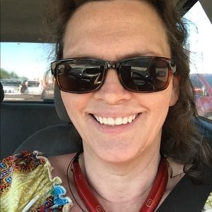 Meet your Posher, Tracy